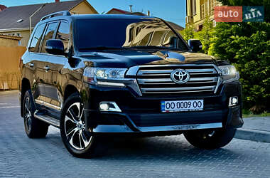 Позашляховик / Кросовер Toyota Land Cruiser 2020 в 