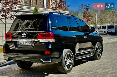Позашляховик / Кросовер Toyota Land Cruiser 2020 в 