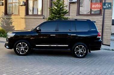 Позашляховик / Кросовер Toyota Land Cruiser 2020 в 