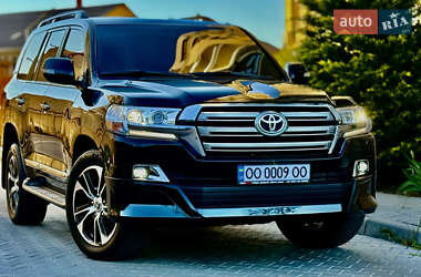 Позашляховик / Кросовер Toyota Land Cruiser 2020 в 