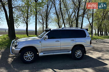 Внедорожник / Кроссовер Toyota Land Cruiser 2001 в 