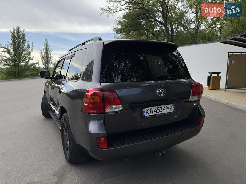 Позашляховик / Кросовер Toyota Land Cruiser 2012 в Києві
