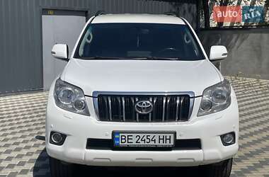 Внедорожник / Кроссовер Toyota Land Cruiser 2010 в 