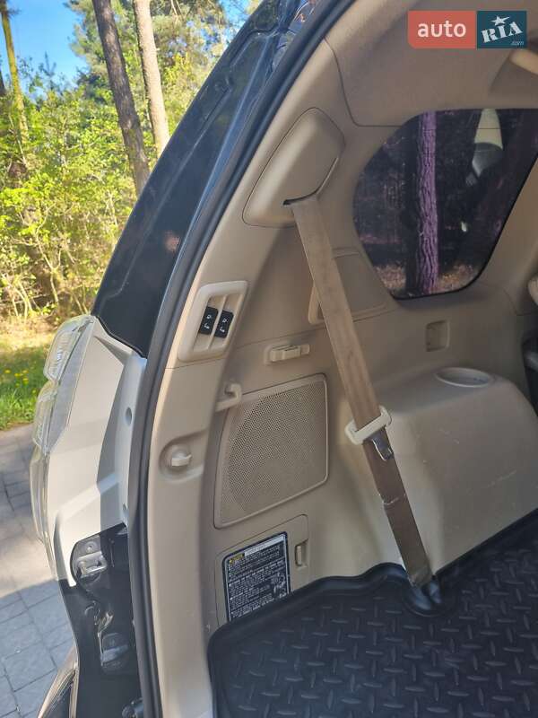 Позашляховик / Кросовер Toyota Land Cruiser 2011 в Львові