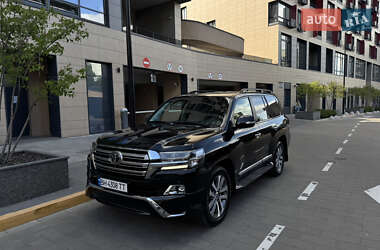 Внедорожник / Кроссовер Toyota Land Cruiser 2016 в Киеве
