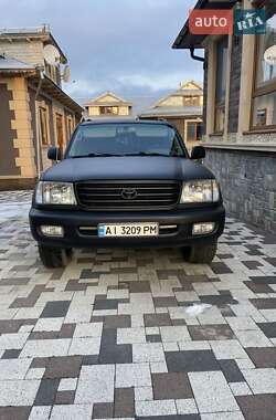 Внедорожник / Кроссовер Toyota Land Cruiser 2001 в Ивано-Франковске