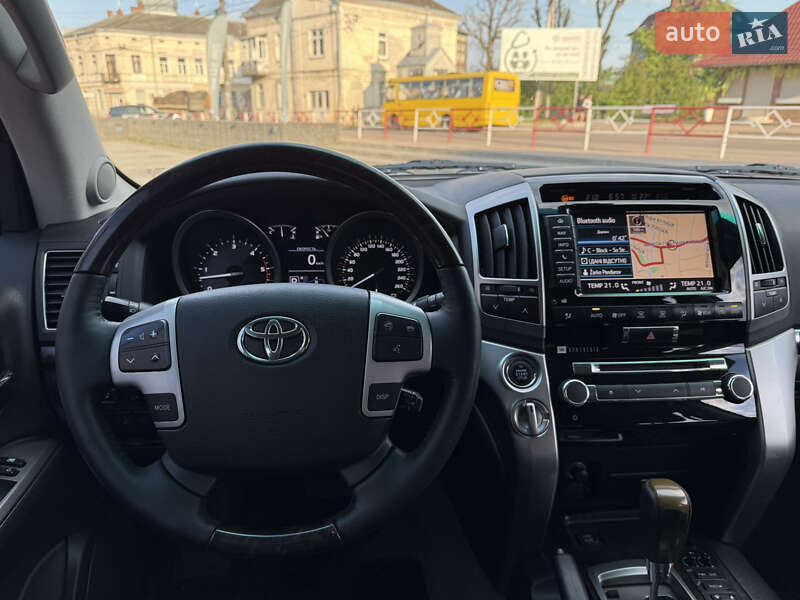 Позашляховик / Кросовер Toyota Land Cruiser 2013 в Коломиї