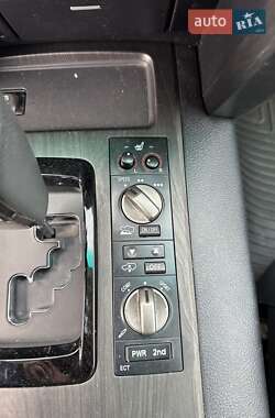 Внедорожник / Кроссовер Toyota Land Cruiser 2011 в 