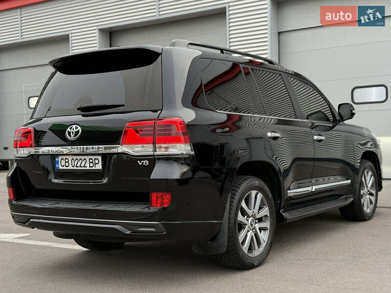 Внедорожник / Кроссовер Toyota Land Cruiser 2017 в Киеве