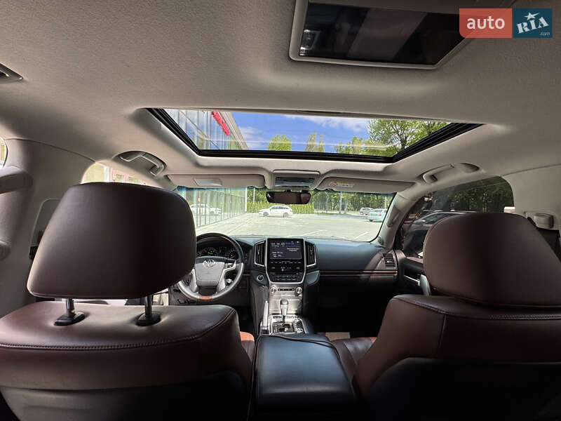 Внедорожник / Кроссовер Toyota Land Cruiser 2015 в Черкассах