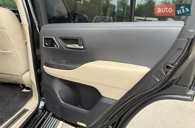 Внедорожник / Кроссовер Toyota Land Cruiser 2021 в 