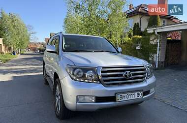 Toyota Land Cruiser 2010