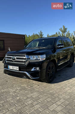Внедорожник / Кроссовер Toyota Land Cruiser 2013 в Софиевской Борщаговке