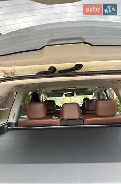 Внедорожник / Кроссовер Toyota Land Cruiser 2016 в 