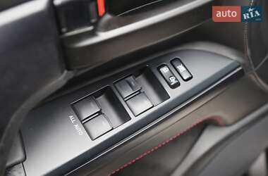 Позашляховик / Кросовер Toyota Land Cruiser 2011 в 