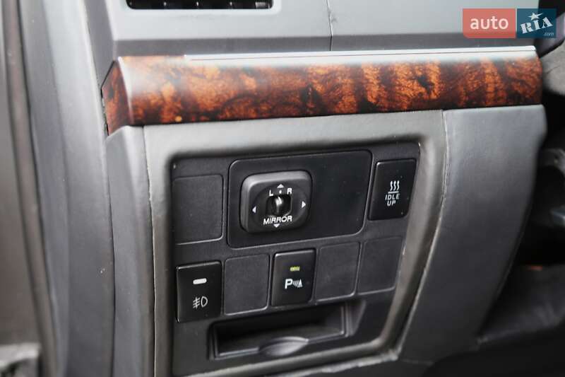 Внедорожник / Кроссовер Toyota Land Cruiser 2011 в Киеве