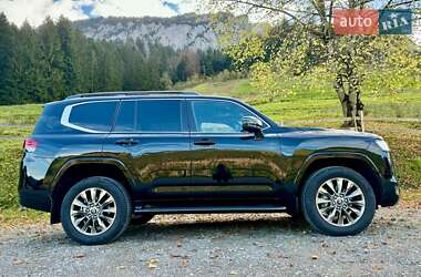 Внедорожник / Кроссовер Toyota Land Cruiser 2022 в 