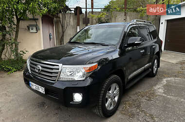 Позашляховик / Кросовер Toyota Land Cruiser 2012 в 