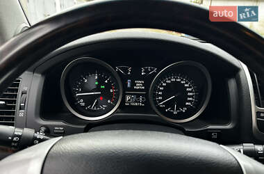Позашляховик / Кросовер Toyota Land Cruiser 2012 в 
