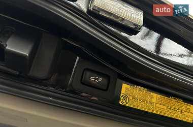 Позашляховик / Кросовер Toyota Land Cruiser 2012 в 