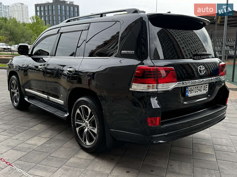 Позашляховик / Кросовер Toyota Land Cruiser 2020 в Києві