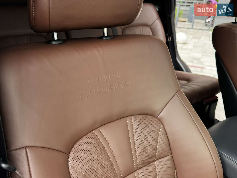 Позашляховик / Кросовер Toyota Land Cruiser 2020 в Києві