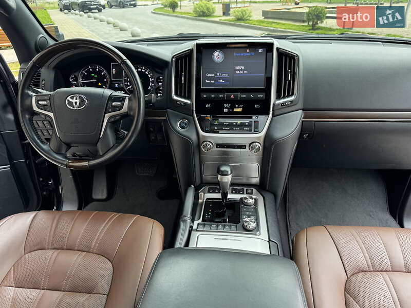 Позашляховик / Кросовер Toyota Land Cruiser 2020 в Києві