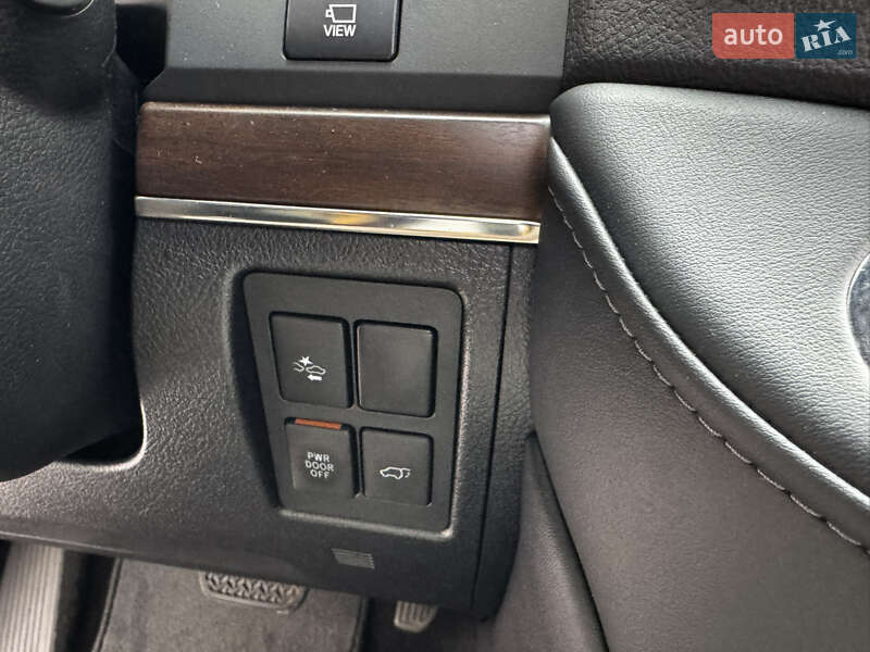 Позашляховик / Кросовер Toyota Land Cruiser 2020 в Києві