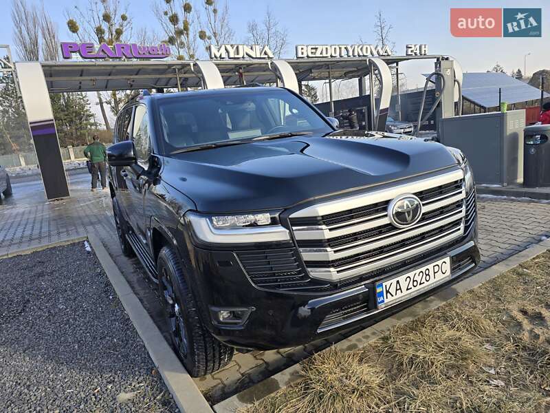 Внедорожник / Кроссовер Toyota Land Cruiser 2022 в Иршаве