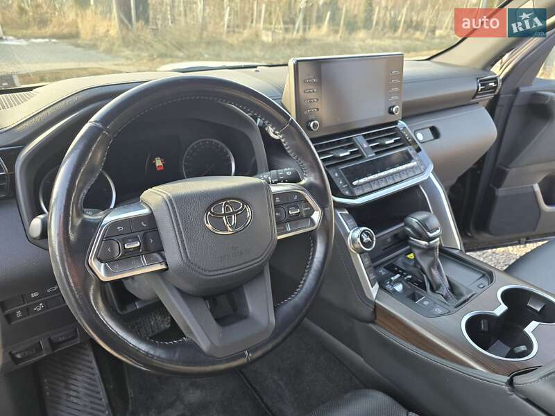 Внедорожник / Кроссовер Toyota Land Cruiser 2022 в Иршаве