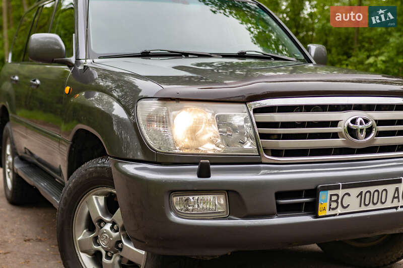 Позашляховик / Кросовер Toyota Land Cruiser 2006 в Трускавці фото 16 Позашляховик / Кросовер Toyota Land Cruiser 2006 в Трускавці