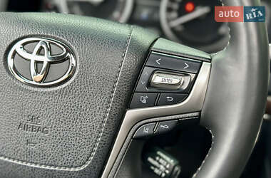 Внедорожник / Кроссовер Toyota Land Cruiser 2017 в 