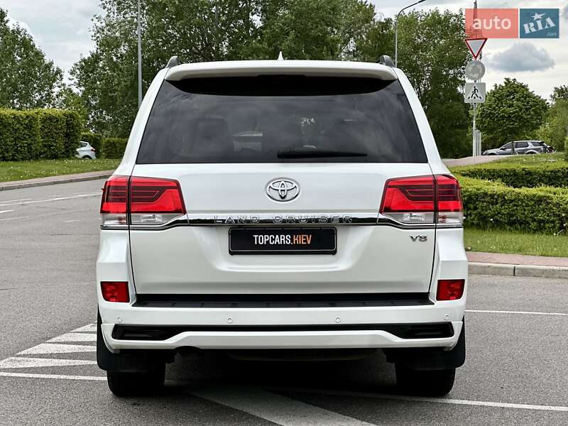 Позашляховик / Кросовер Toyota Land Cruiser 2017 в Києві