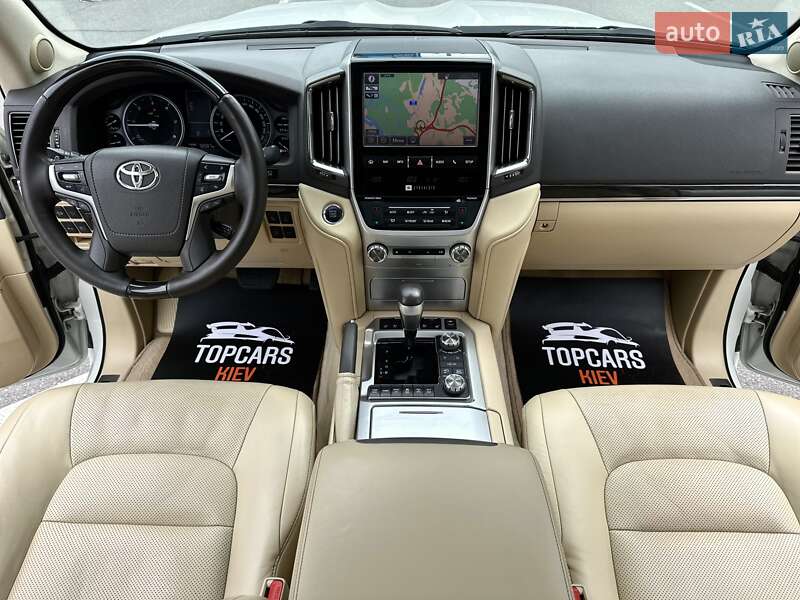 Позашляховик / Кросовер Toyota Land Cruiser 2017 в Києві