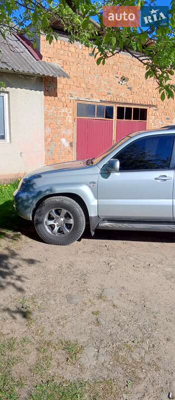Позашляховик / Кросовер Toyota Land Cruiser 2007 в Драгово