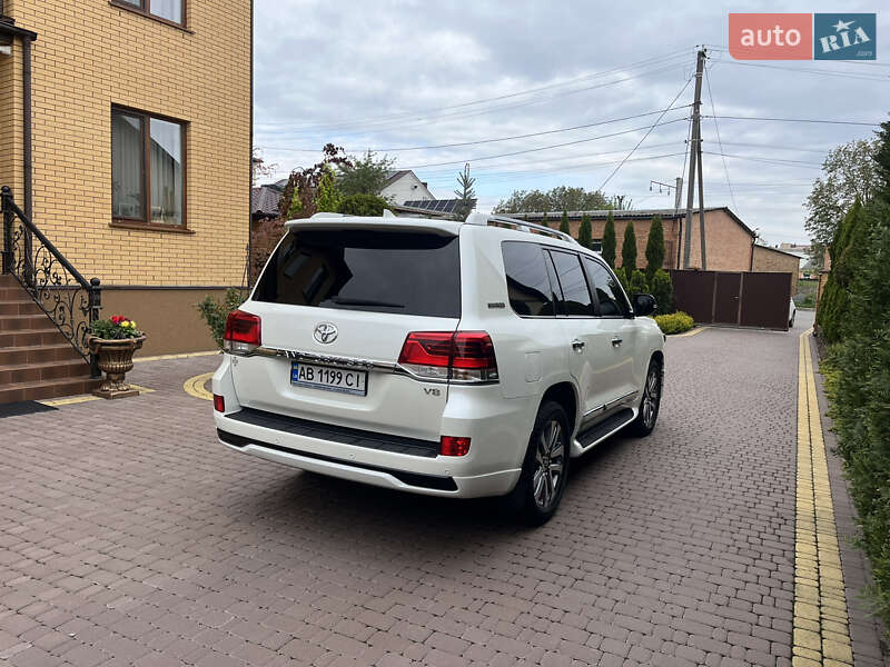 Позашляховик / Кросовер Toyota Land Cruiser 2017 в Вінниці