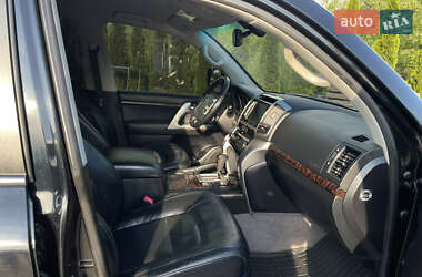 Позашляховик / Кросовер Toyota Land Cruiser 2013 в 