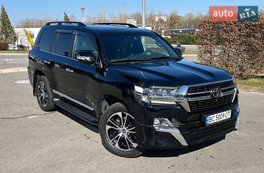 Позашляховик / Кросовер Toyota Land Cruiser 2020 в 