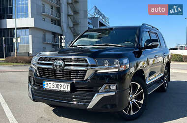 Позашляховик / Кросовер Toyota Land Cruiser 2020 в 