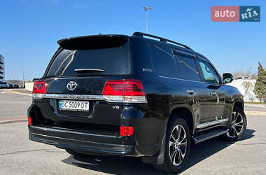 Позашляховик / Кросовер Toyota Land Cruiser 2020 в 