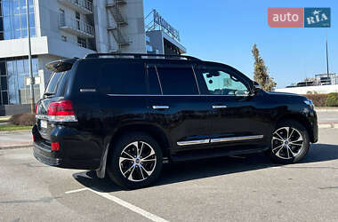 Позашляховик / Кросовер Toyota Land Cruiser 2020 в 