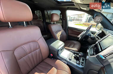 Позашляховик / Кросовер Toyota Land Cruiser 2020 в 
