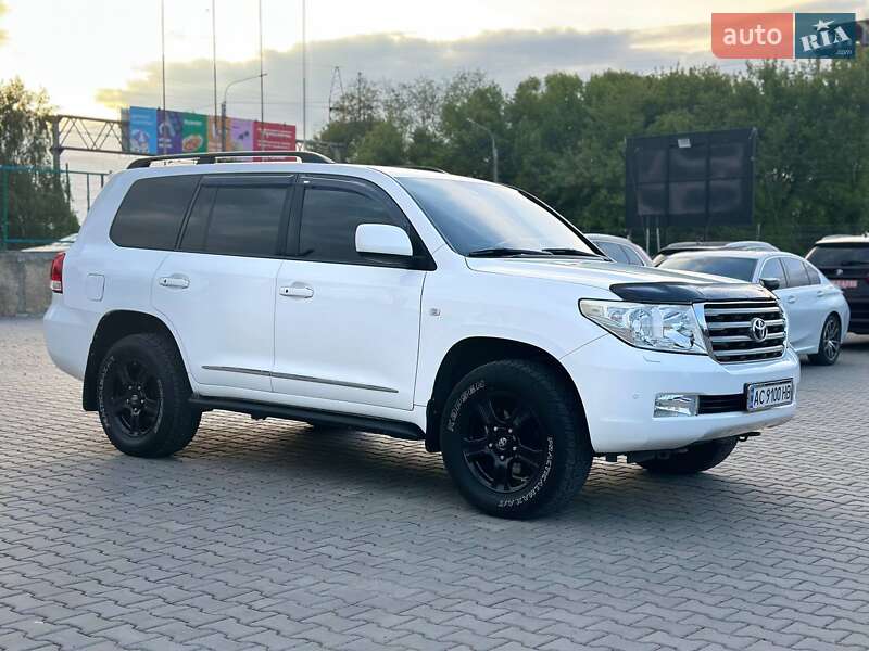 Позашляховик / Кросовер Toyota Land Cruiser 2008 в Луцьку