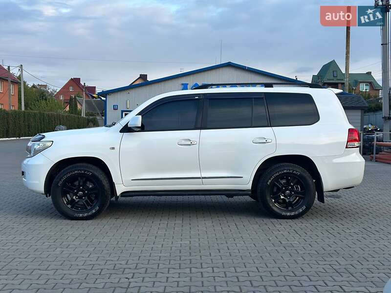 Позашляховик / Кросовер Toyota Land Cruiser 2008 в Луцьку