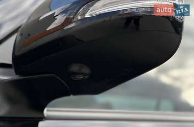Позашляховик / Кросовер Toyota Land Cruiser 2014 в 