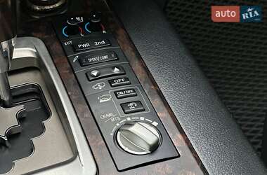 Позашляховик / Кросовер Toyota Land Cruiser 2014 в 