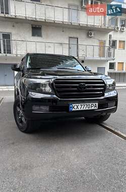 Внедорожник / Кроссовер Toyota Land Cruiser 2010 в Харькове