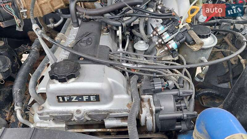 Внедорожник / Кроссовер Toyota Land Cruiser 1997 в Ивано-Франковске