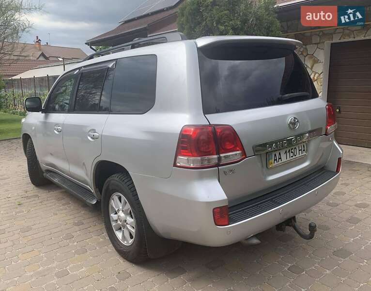 Внедорожник / Кроссовер Toyota Land Cruiser 2008 в Киеве