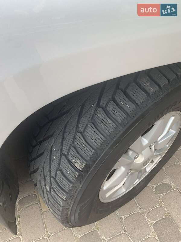 Внедорожник / Кроссовер Toyota Land Cruiser 2008 в Киеве